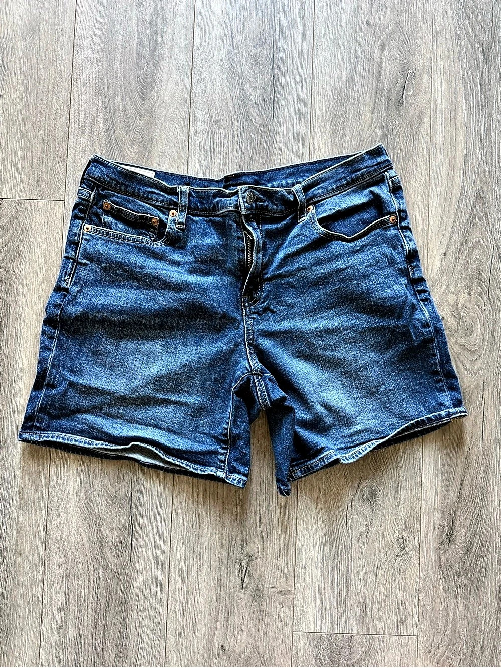 Gap 5" Short Mid Rise Denim Jean Shorts Blue Waist 32